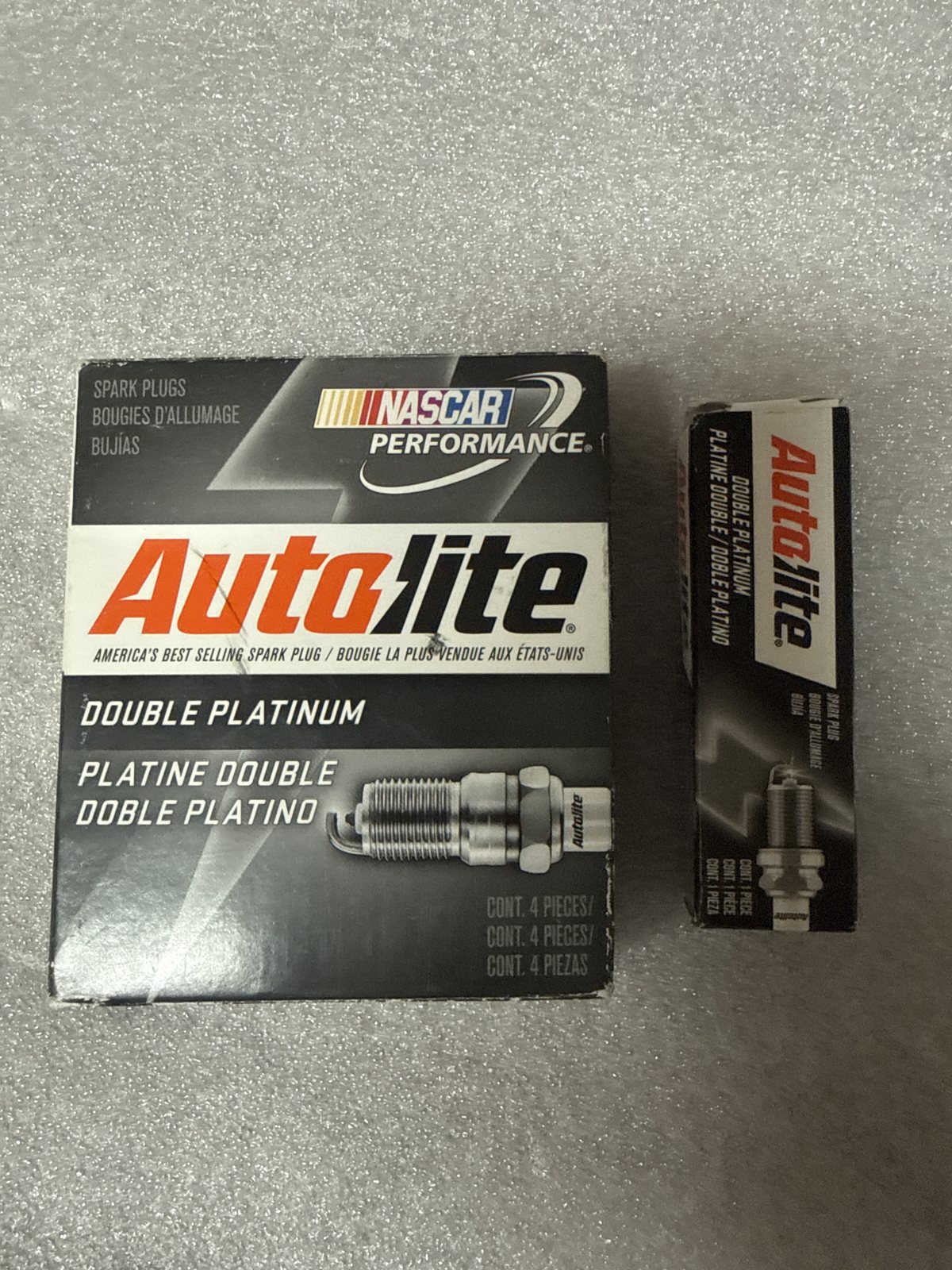 Autolite APP3923 double platinum spark plugs